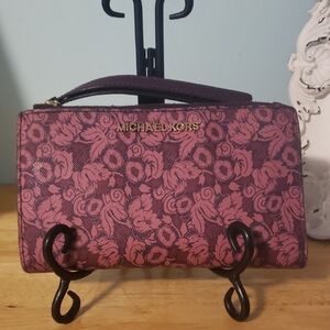 Michael Kors Jet Set Double Zip Wristlet Plum Color Design     (#54)